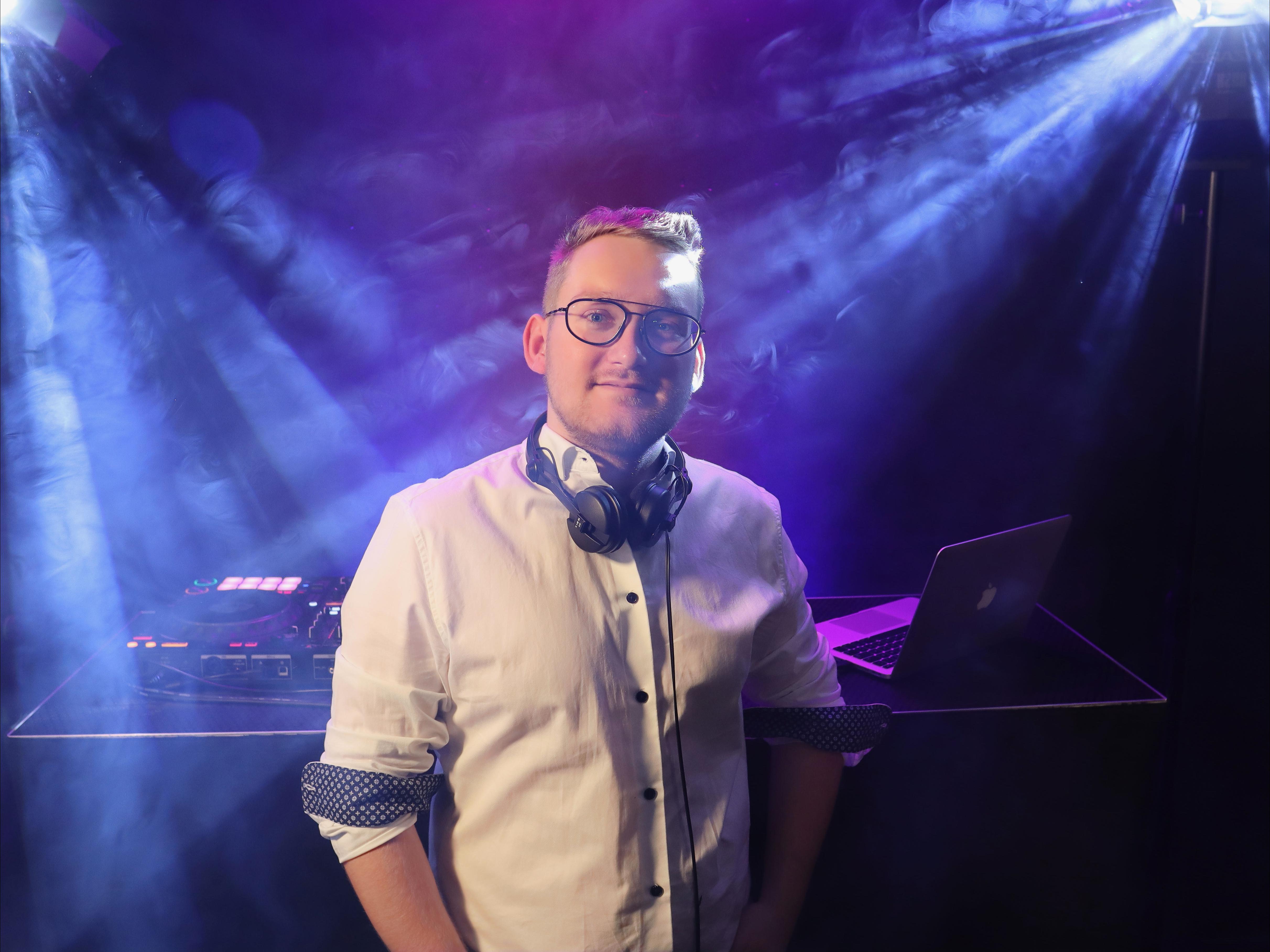 Elias Schreml artistery