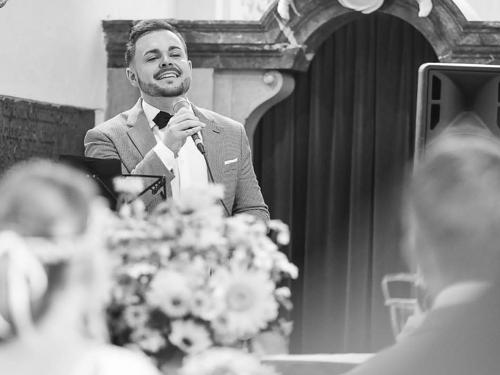 Markus Gander Der Hochzeitssänger zur Trauung uvm. die Hochzeitsband für eine kirchliche Trauung in Tirol