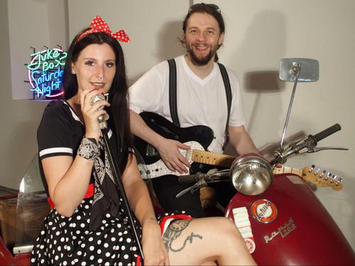 Hitmaschin-Coverduo deine Hochzeitsband in Wien